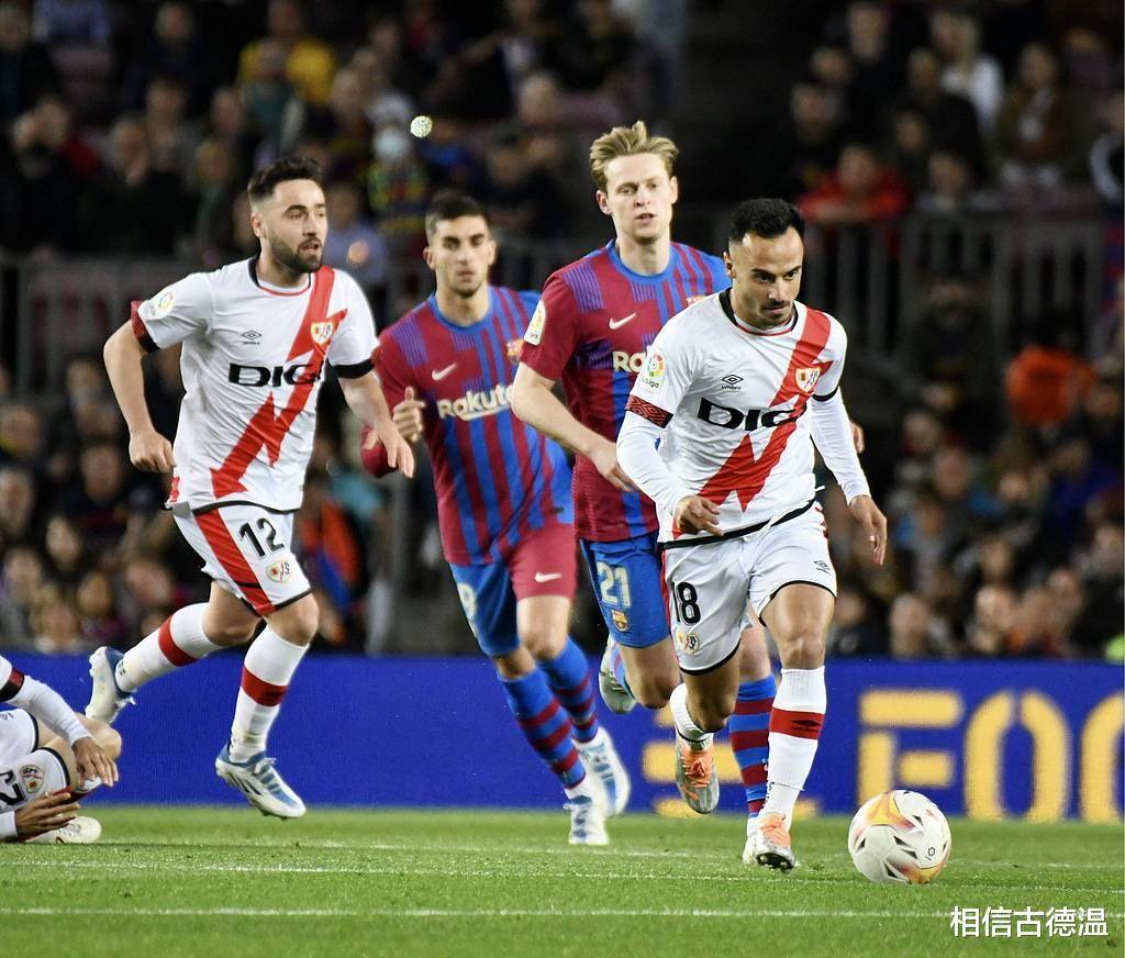 乐动官方网址 - 字母哥巅峰对决，Uzi与60激战加拿大队分钟，战术调整胜负难料！