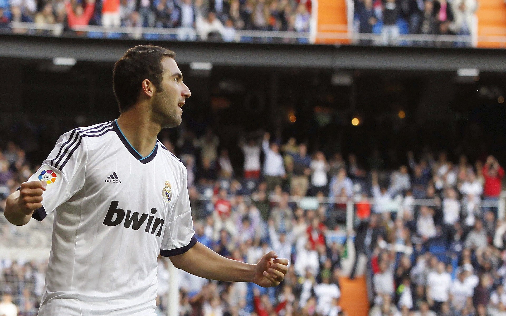 乐动体育下载 -塔图姆回归赛场，败北首场状态亮眼，阿森纳观众沸腾！